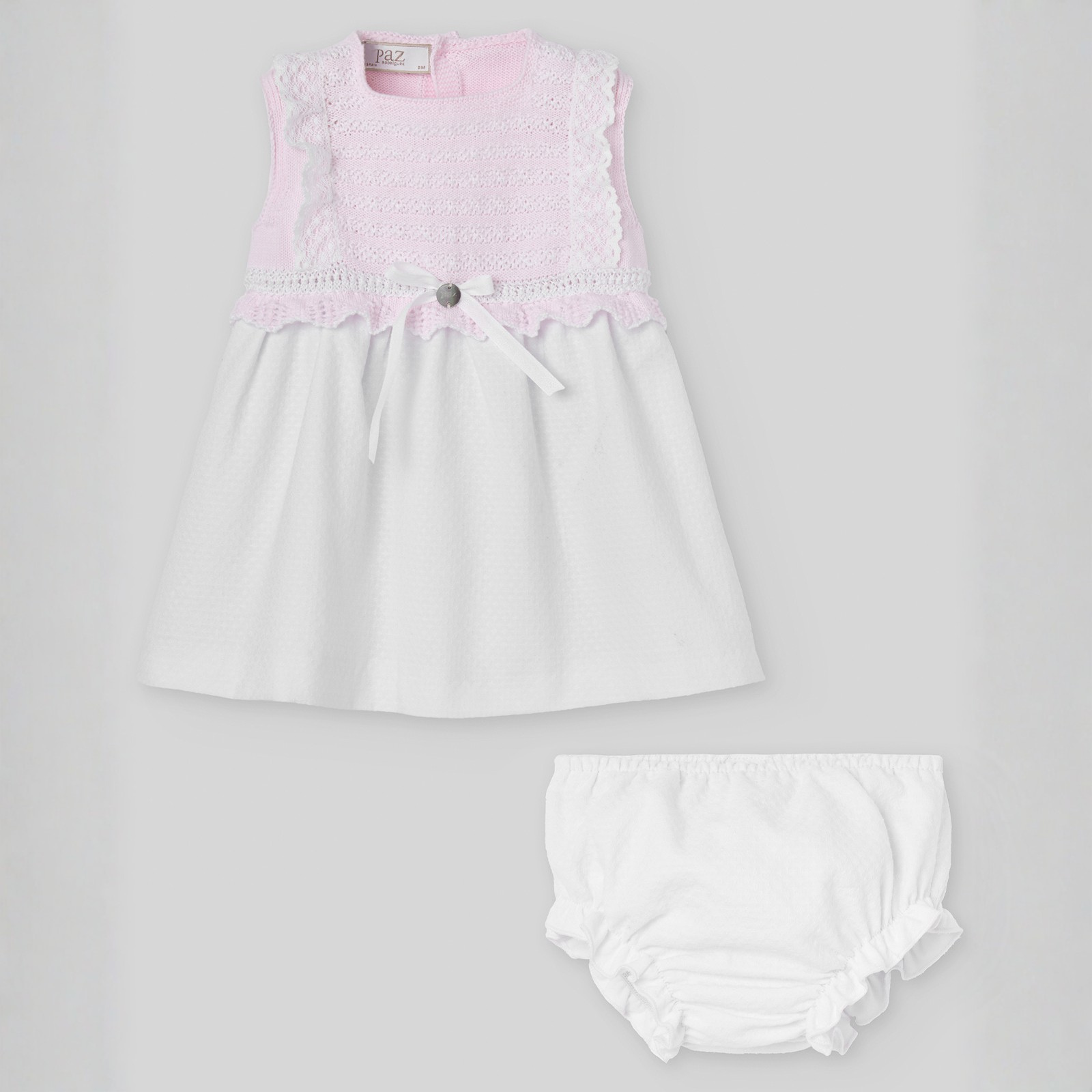 Vestido combinado e tapa fralda rosa e branco da Paz Rodriguez "Alaia"