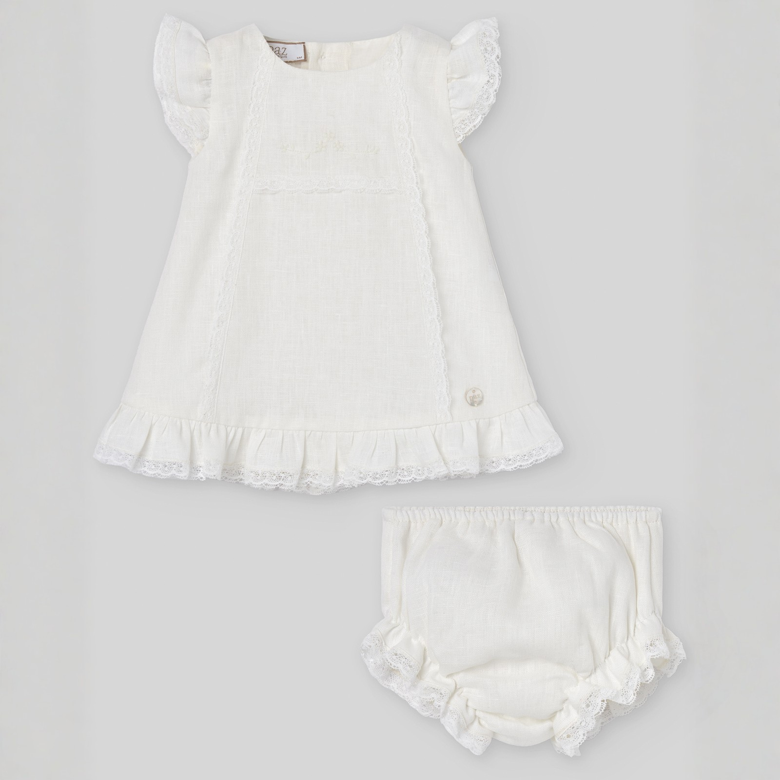 Vestido e tapa fralda de cerimónia da Paz Rodriguez "Alegra"