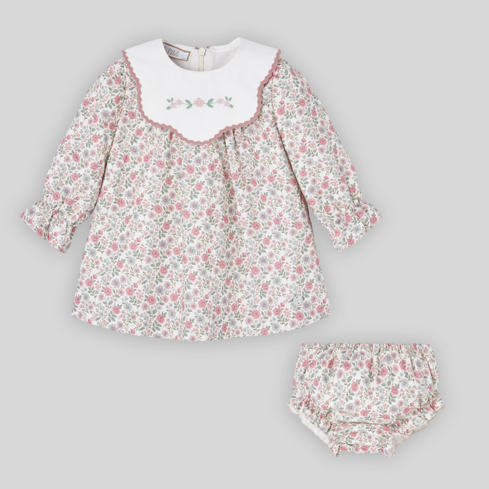 Vestido estampado floral e tapa-fralda da Paz Rodriguez "Ledicia"