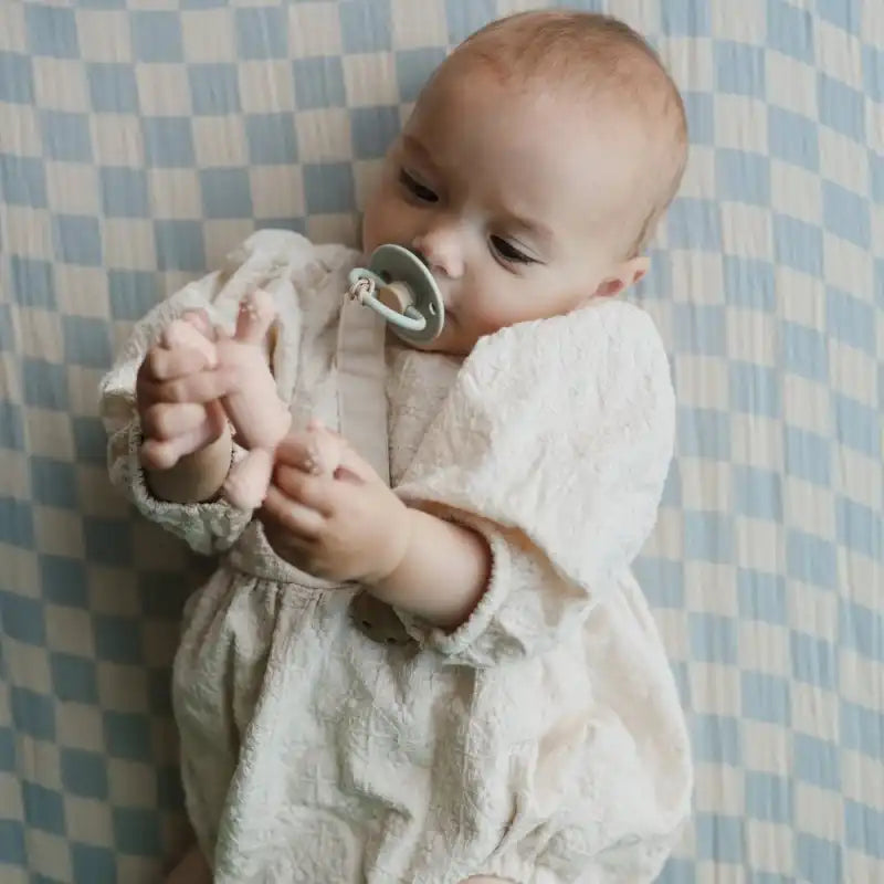 mordedor-silicona-unicorn-blush-8x45x45-cm (1)