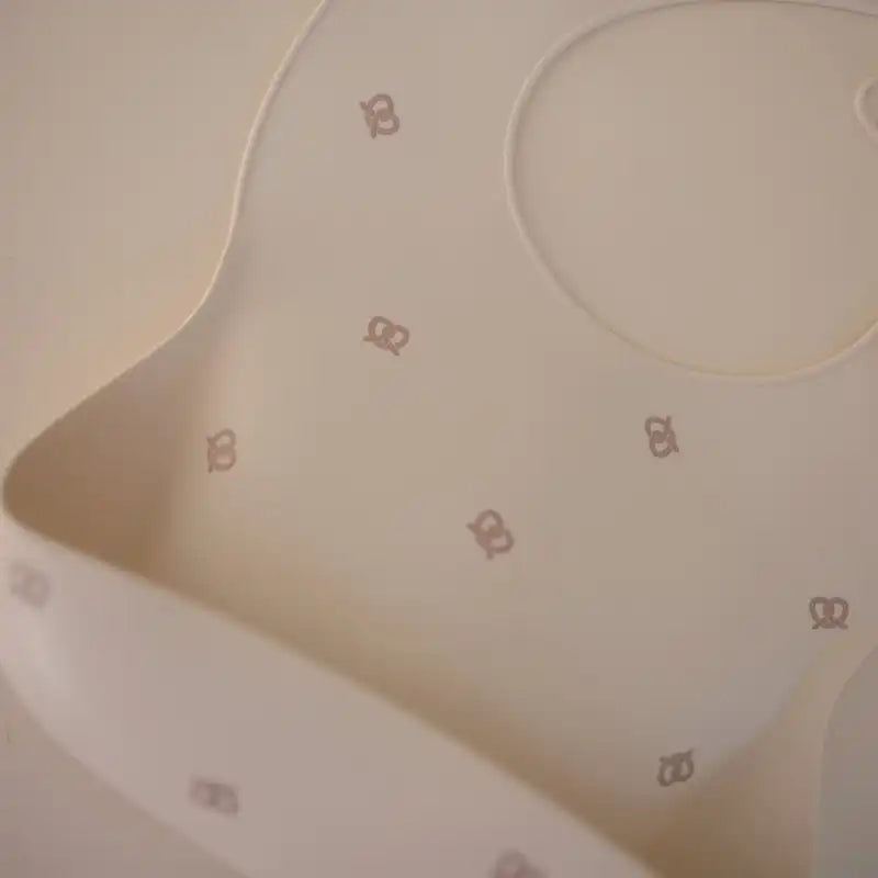 babero-silicona-print-pretzel-265&#215;35-cm (2)