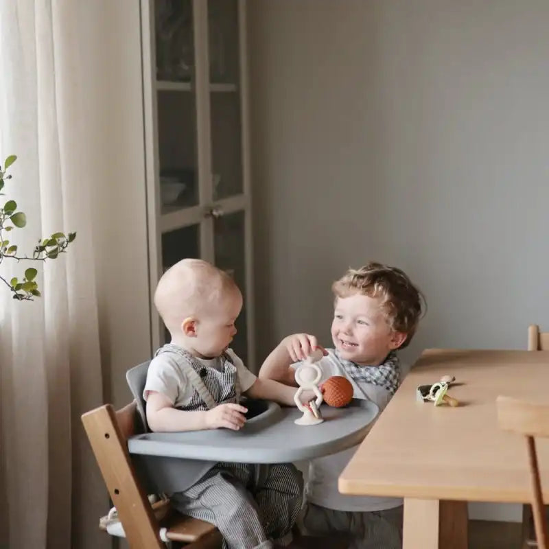 jgo-hexapop-con-ventosa-solid-shifting-sand-14x5x5-cm (2)