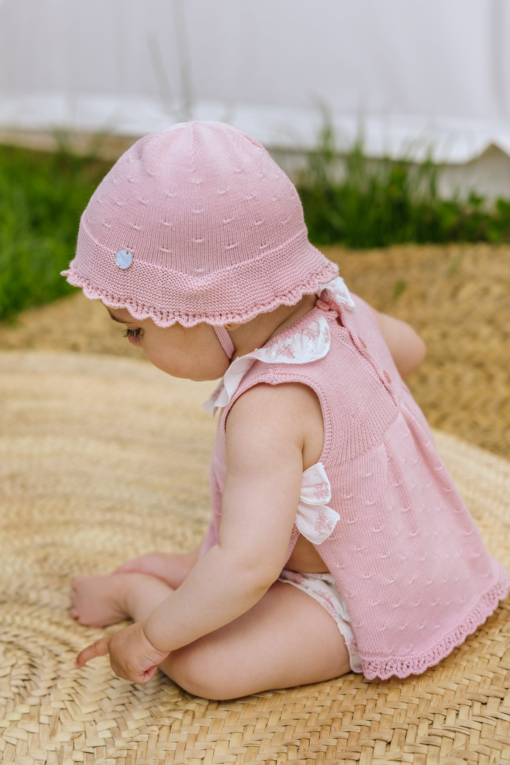 Vestido rosa e tapa fralda da Paz Rodriguez "Mimosa"