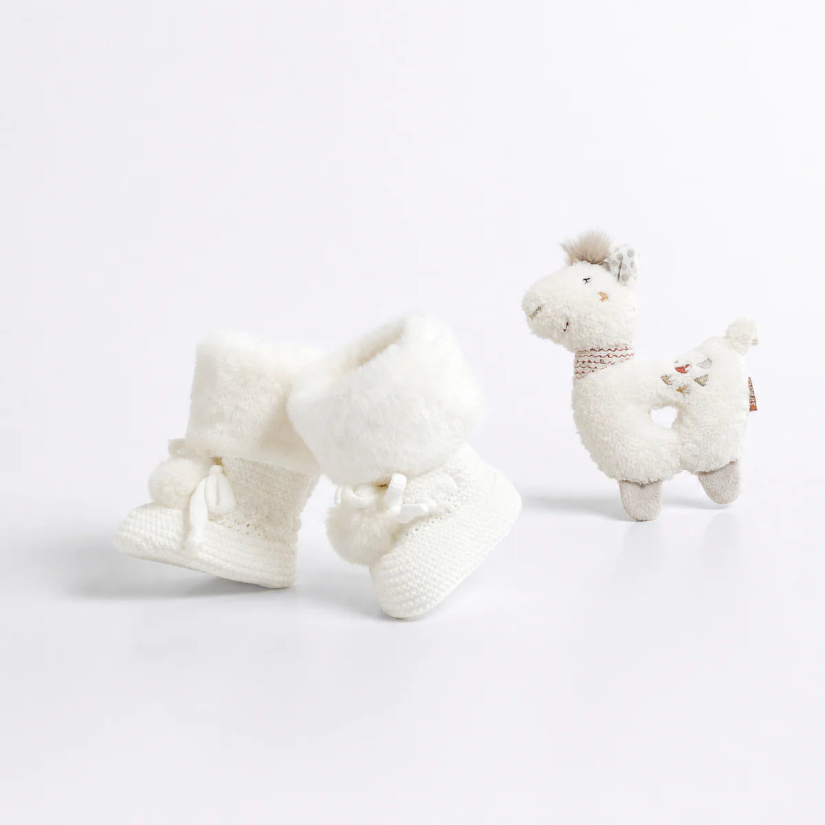 Botinhas em malha pérola com pelo polar da Pangasa "Luxury Pérola"