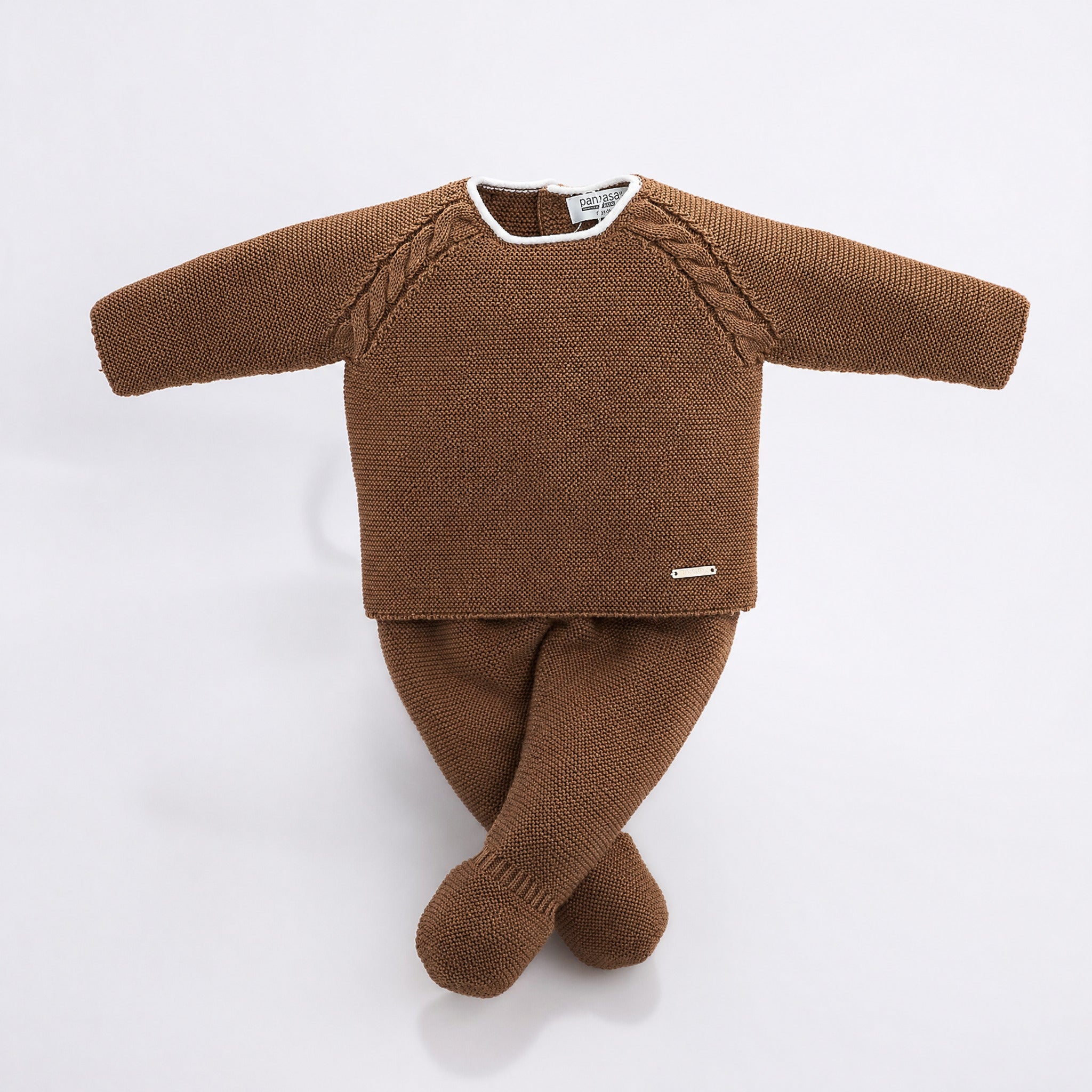 Conjunto recém-nascido e gorro castanho da Pangasa "General"