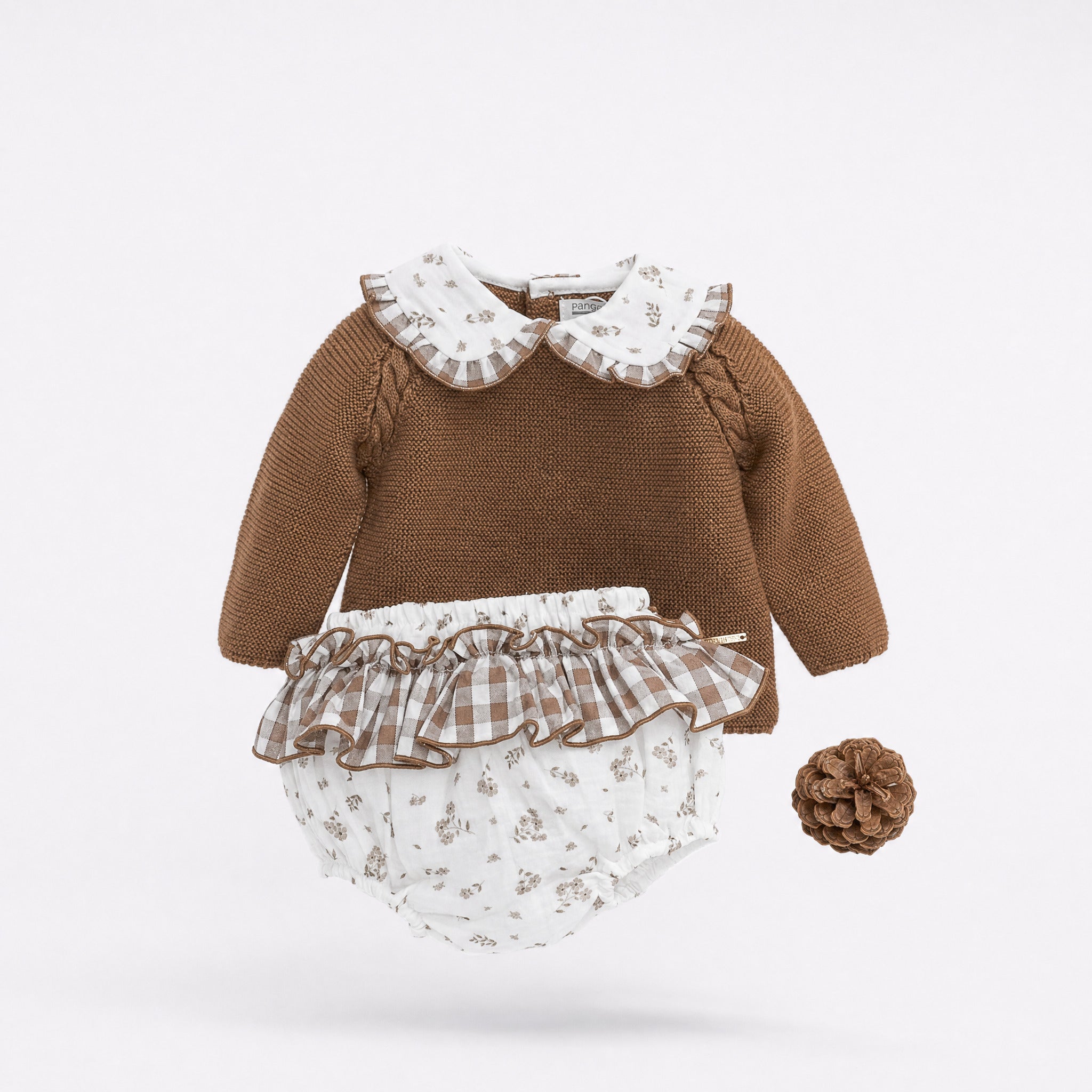 Conjunto camisola castanha e tapa fraldas estampado da Pangasa "General"