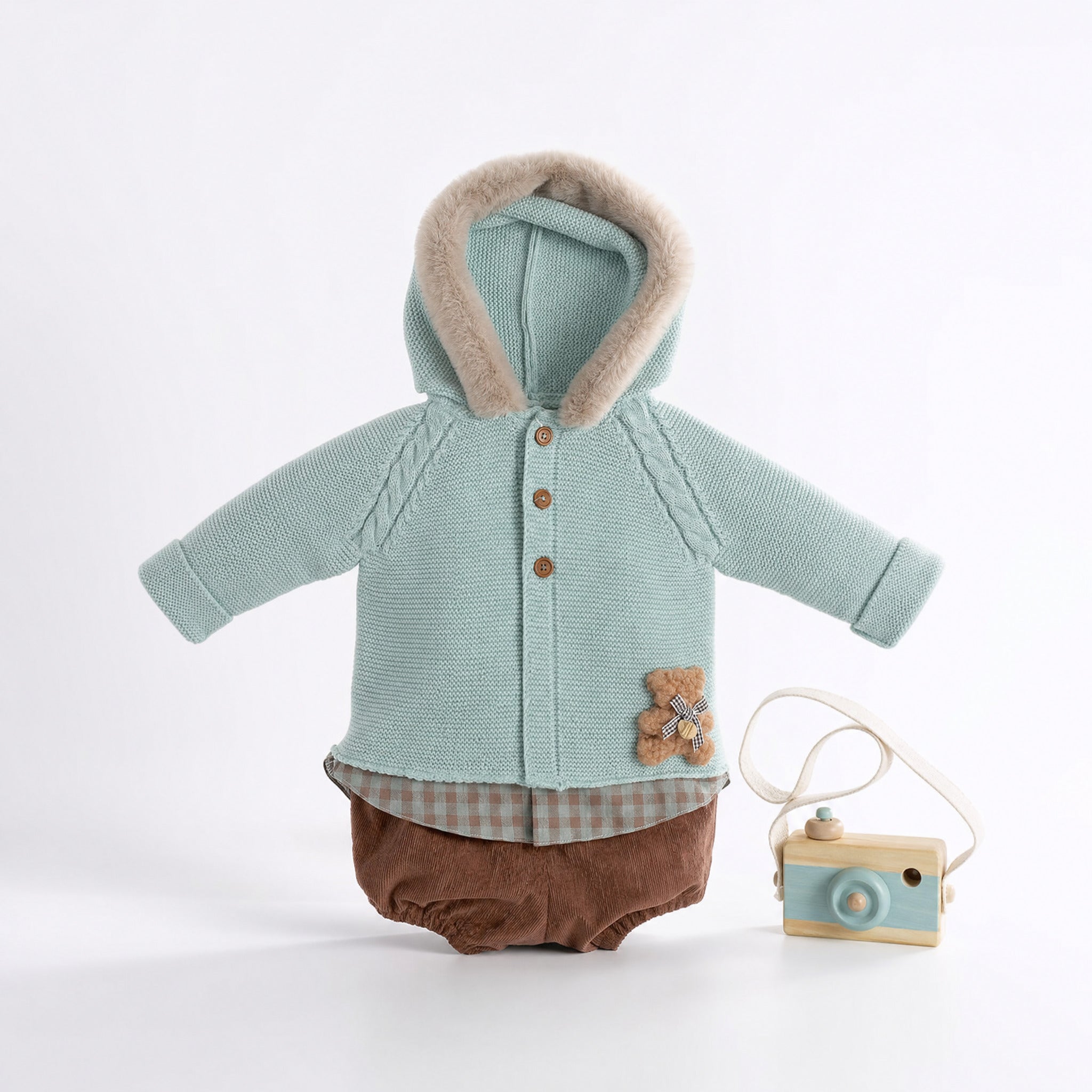 Conjunto camisola verde água e calção castanho vichy da Pangasa"Vichy Mood"