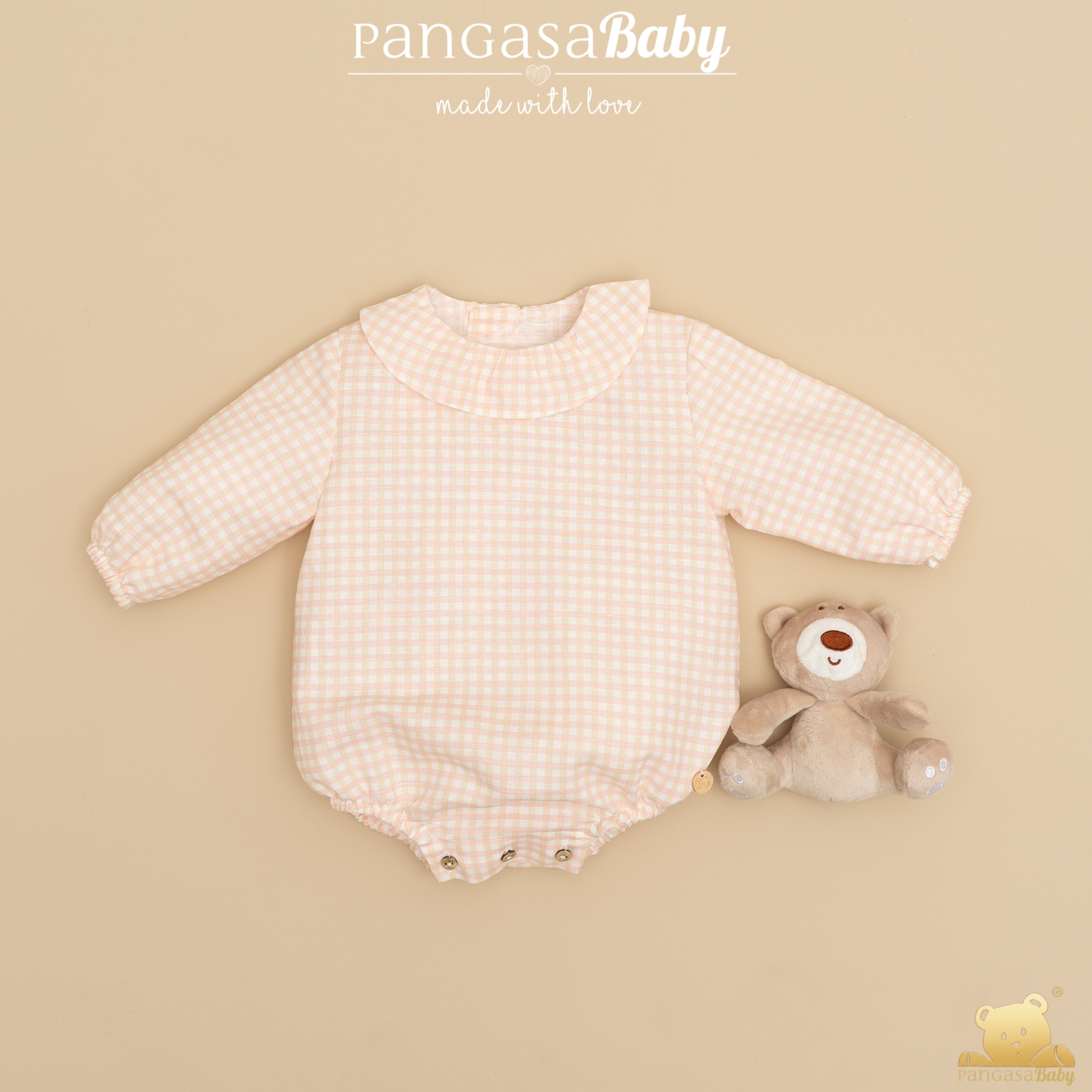 Fofo estampado vichy com colete de malha camel da Pangasa