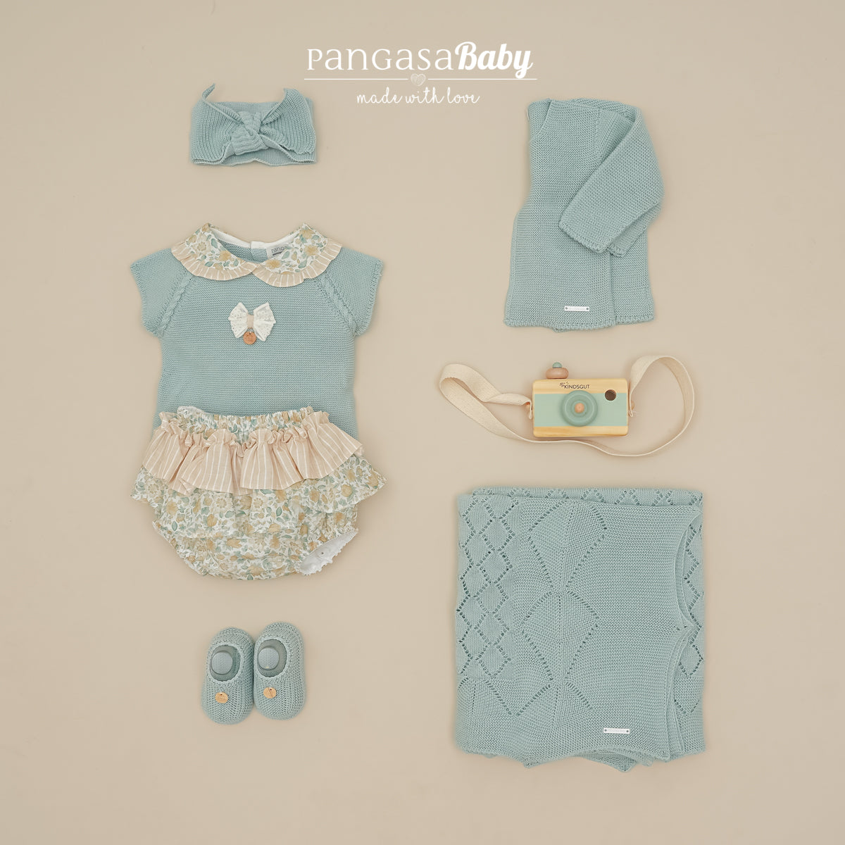 Conjunto camisola verde água e tapa fraldas floral da Pangasa "Mint"