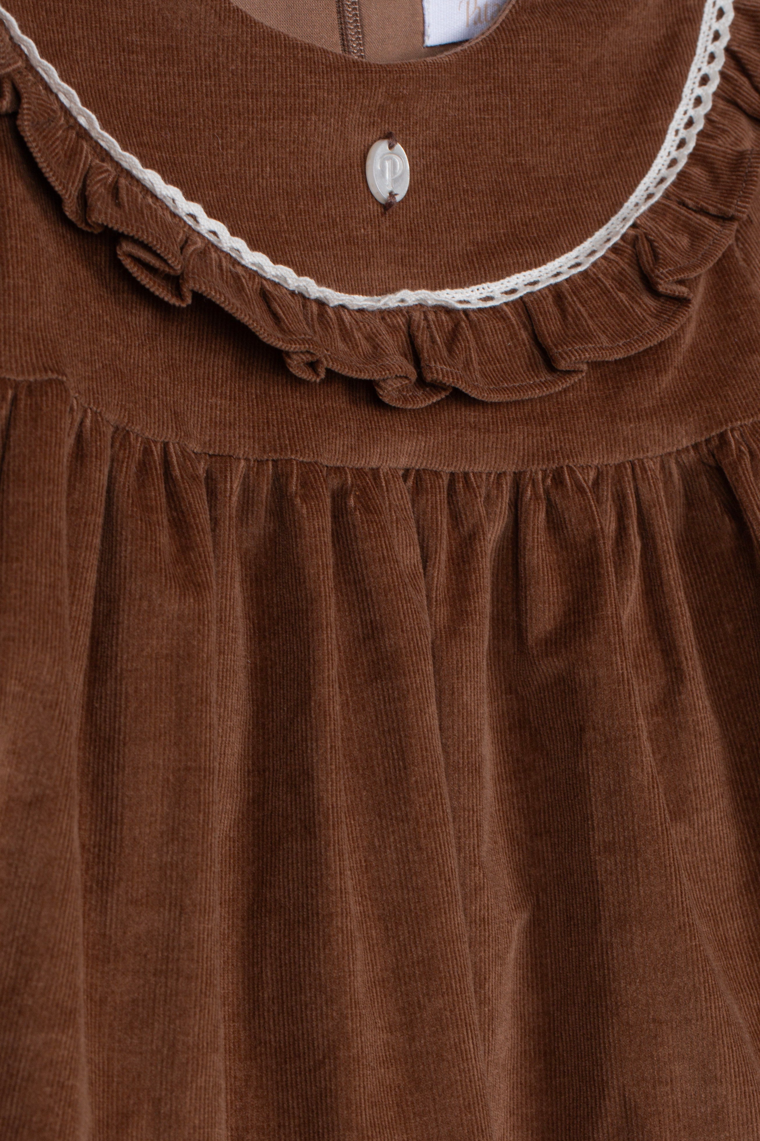 Vestido de bombazina castanho para menina da Patachou