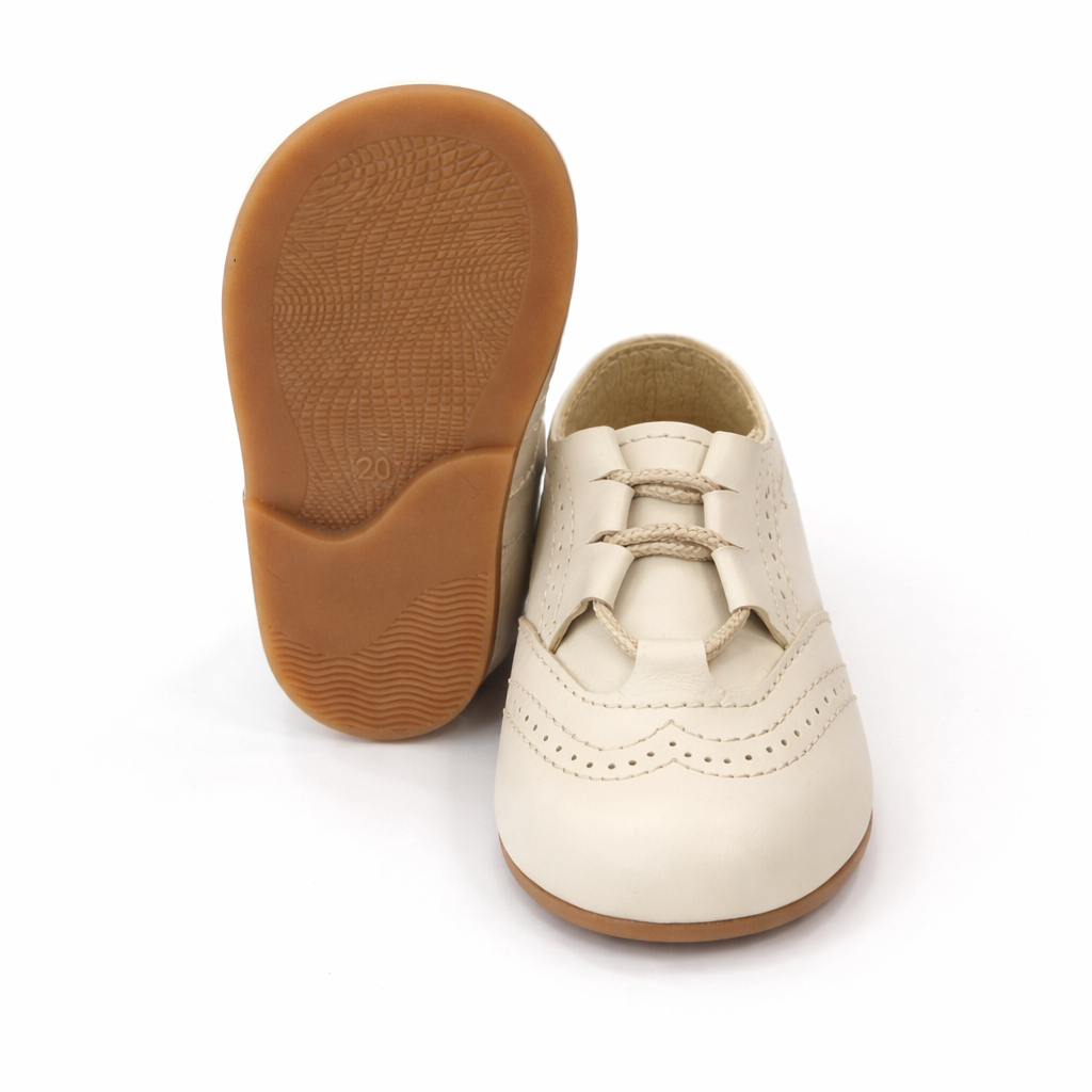 Sapatos pele com atacadores da Mania do Pé