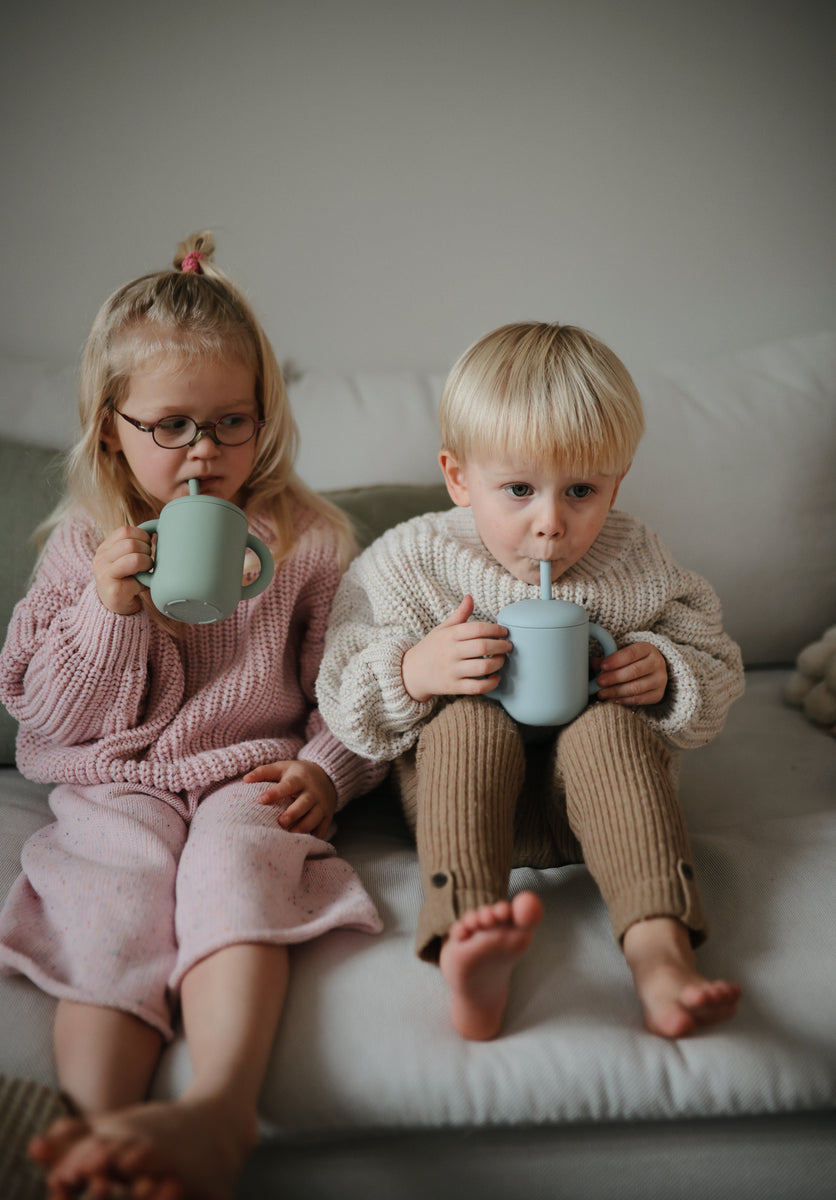 taza-didactica-pajita-1