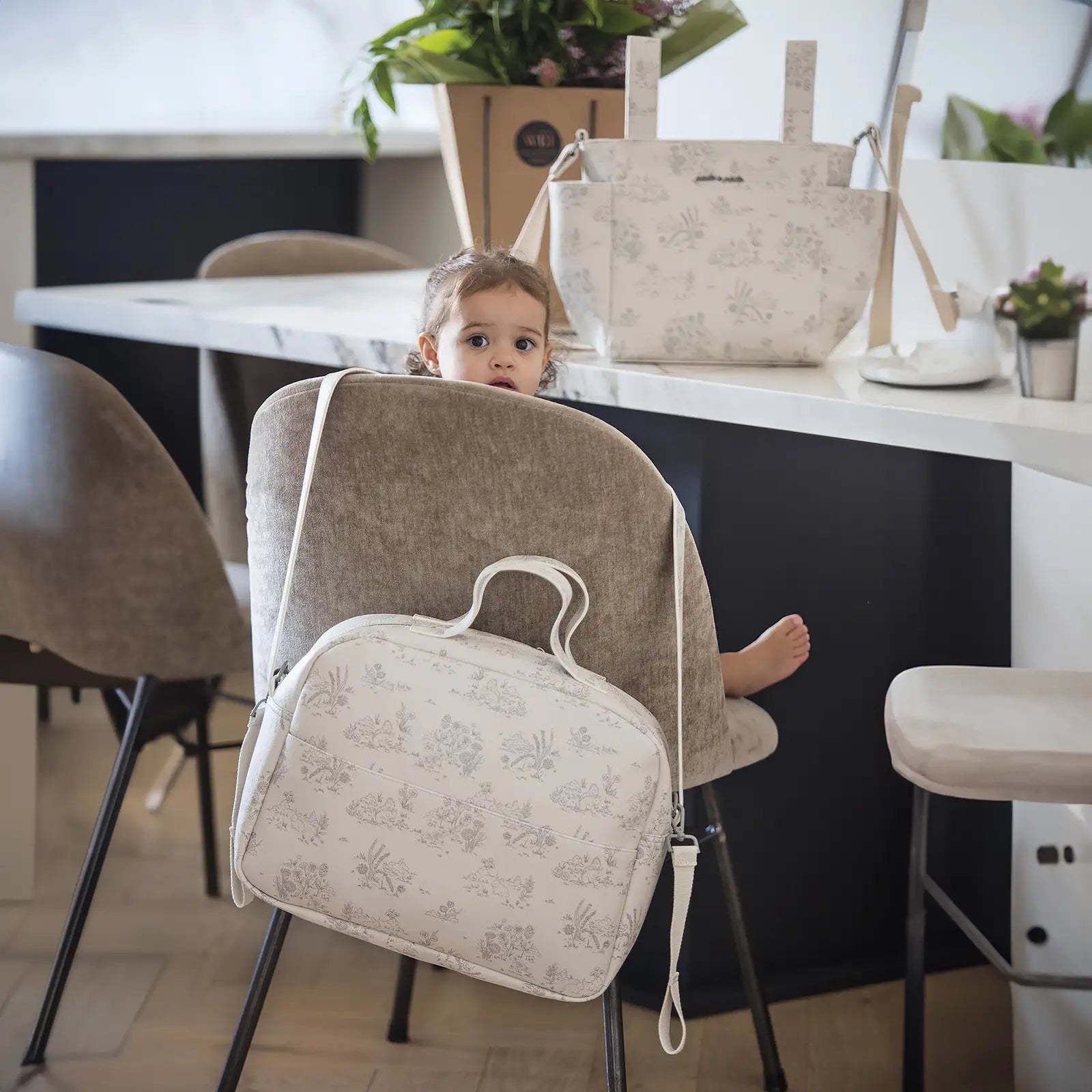 Toile-de-Jouy-Cream-Bolsa-canastillaCrossbody_k