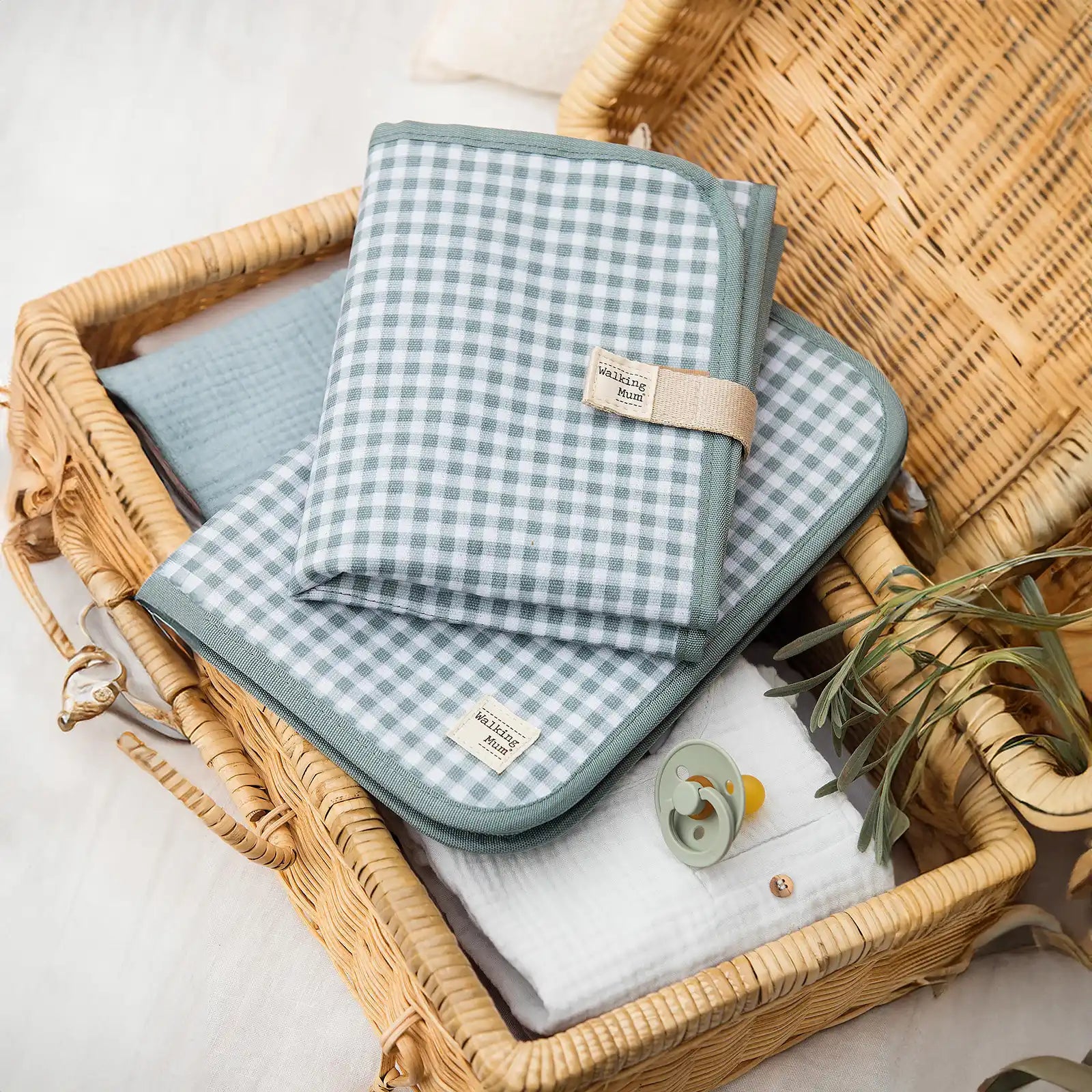 I-LOVE-VICHY-cambiadorlibro-verde1-1