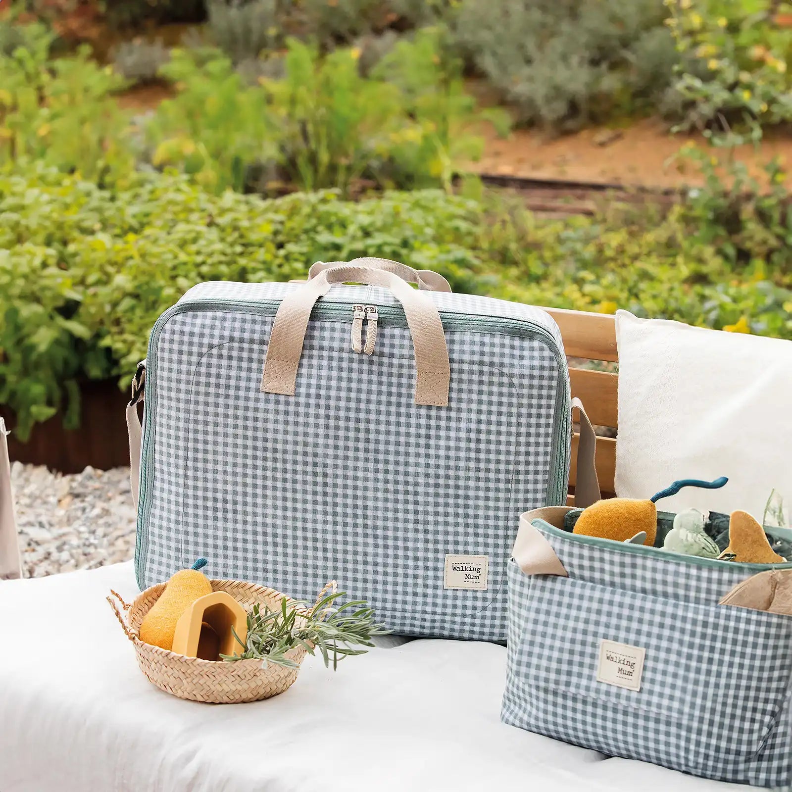 I-LOVE-VICHY-maletaneceser-verde1