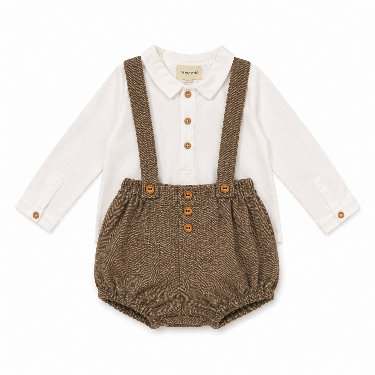 Conjunto camisa perola e calções castanhos de menino da Fina Ejerique "Jade oak"