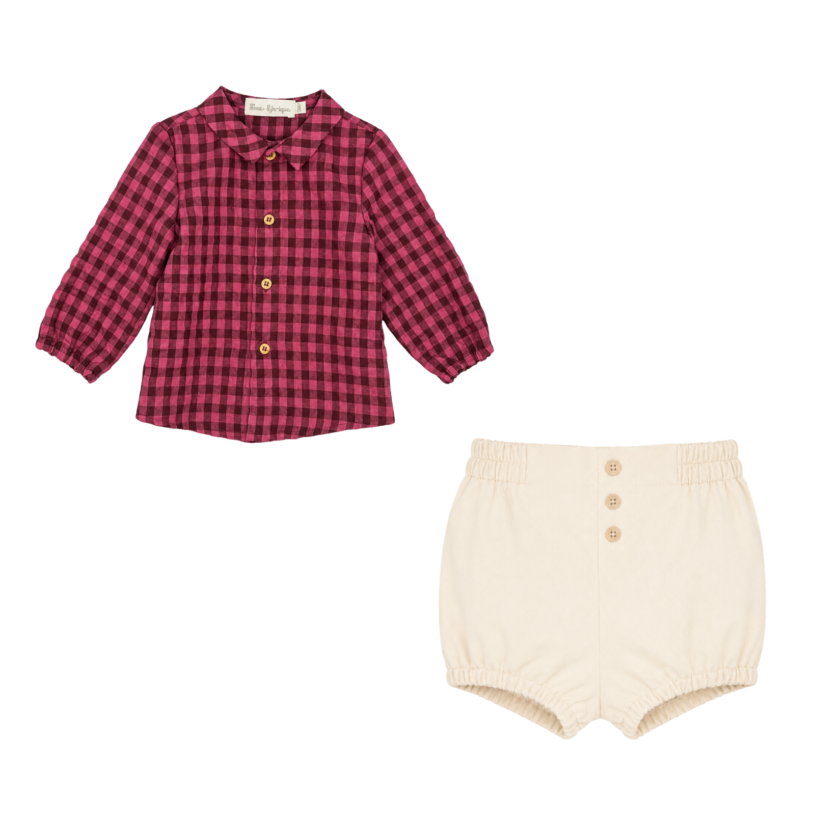 Conjunto camisa xadrez e calção bege da Fina Ejerique