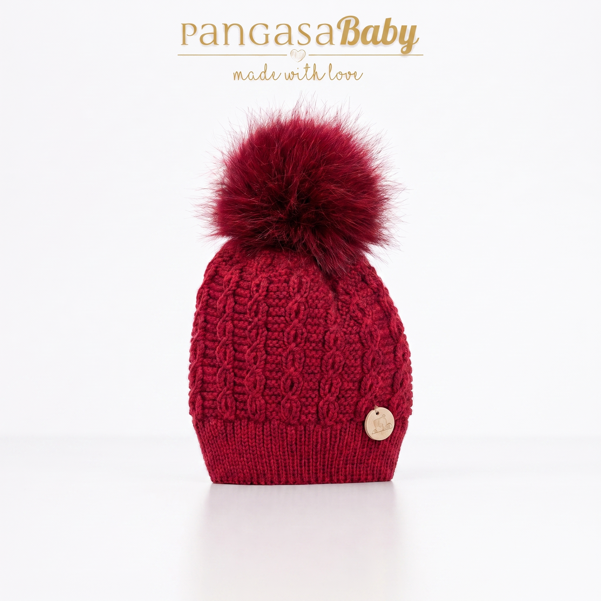 Gorro em malha grená com pompom da Pangasa "Cherry"