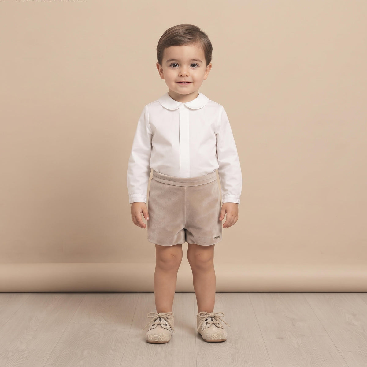 Conjunto blusa e calção veludo de cerimónia da Niseret