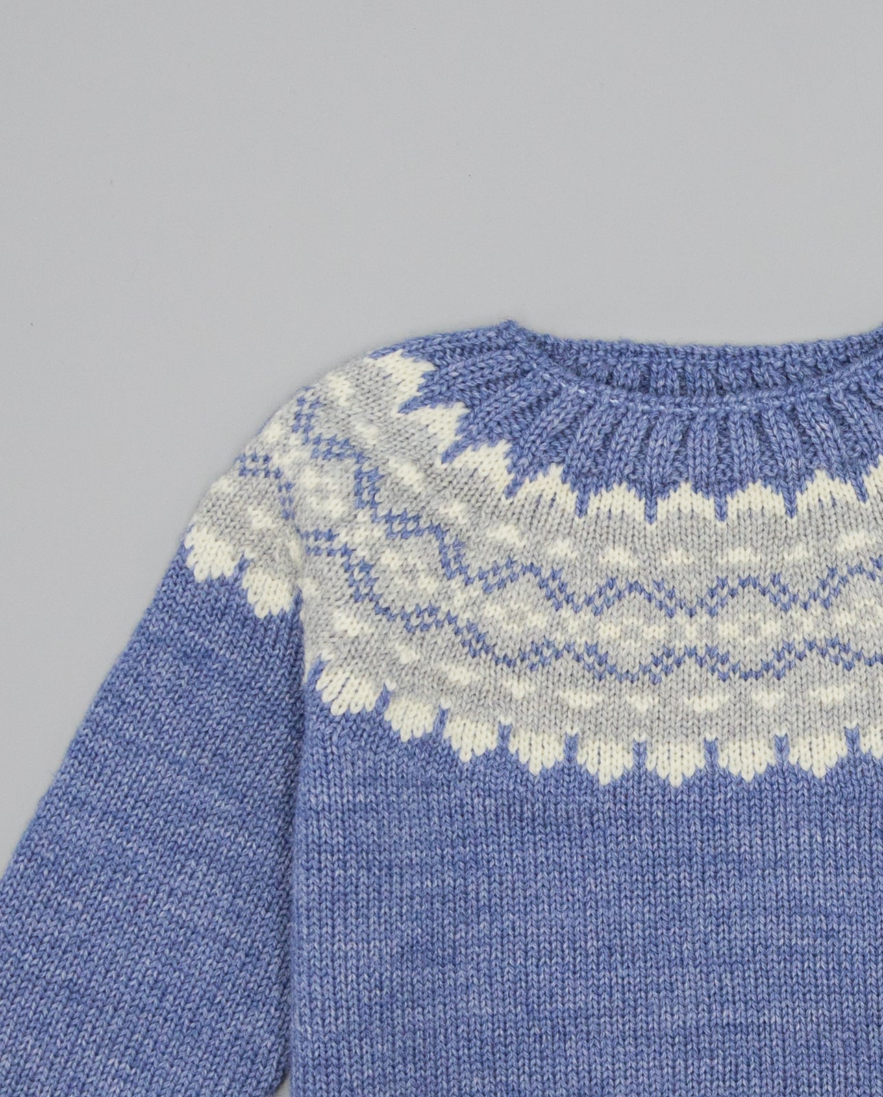 Camisola em malha azul de menino da Fina Ejerique "BLUE"