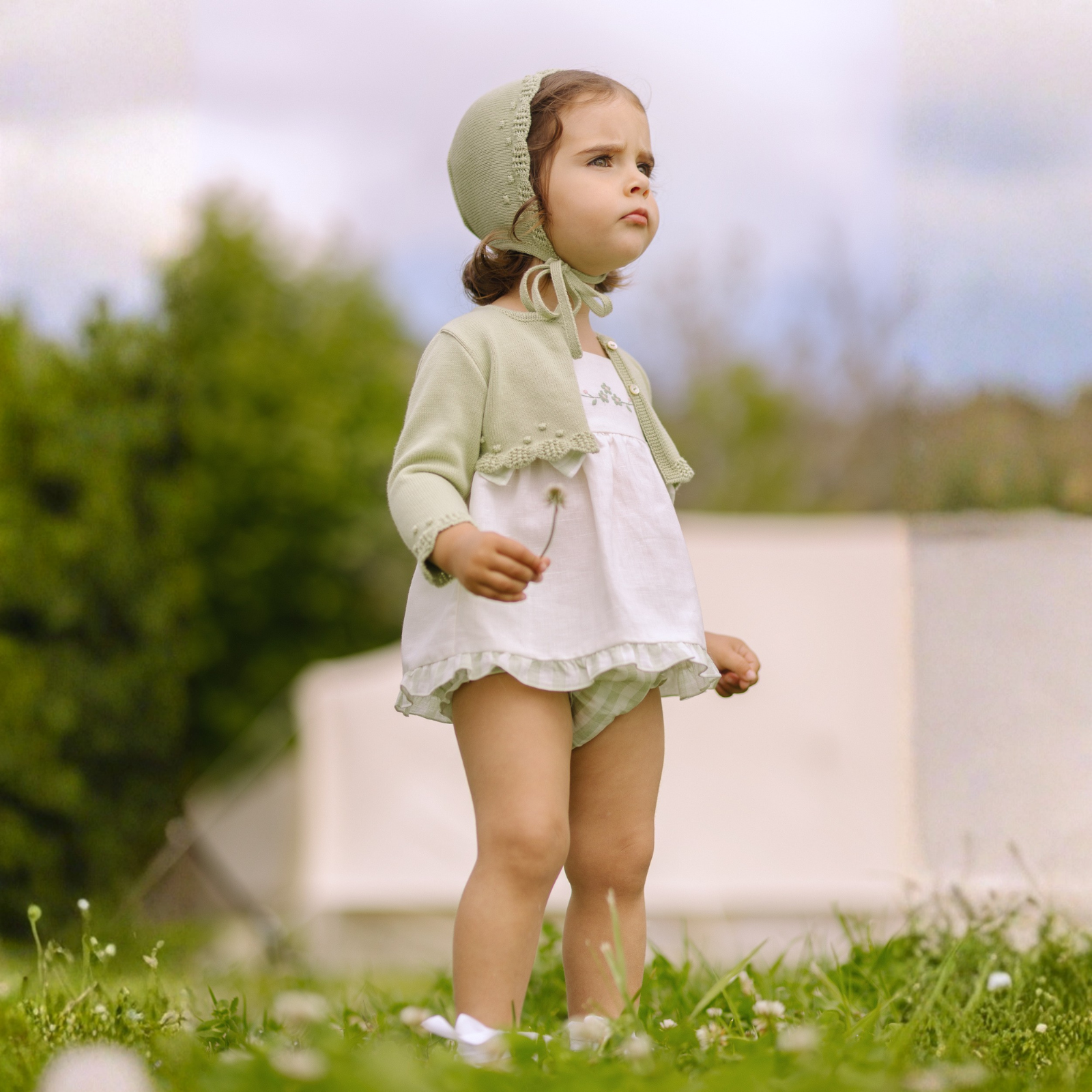 Touca bebé menina em malha verde da Paz Rodriguez "Frescura"