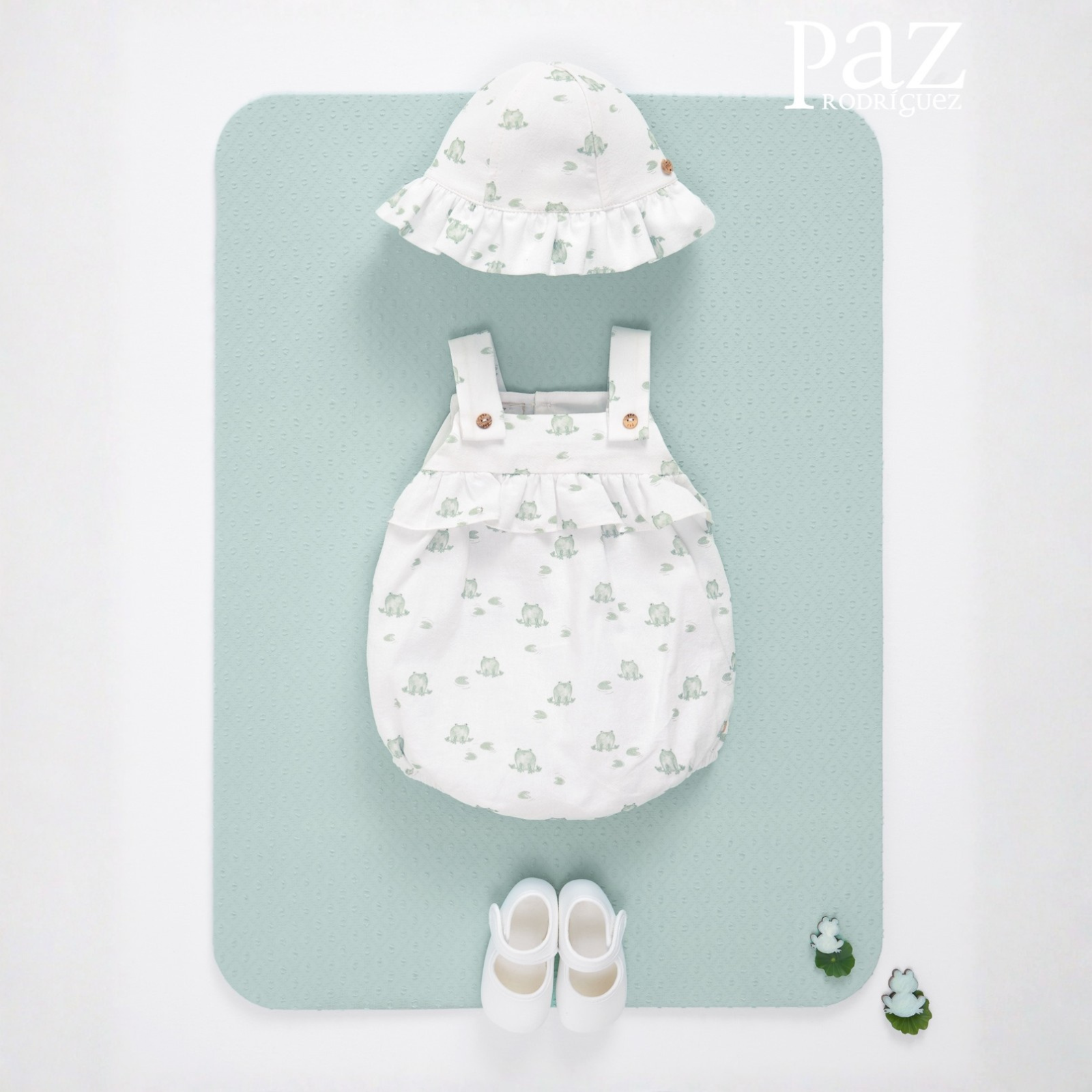 Fofo branco e padrão verde da Paz Rodriguez "Noray"