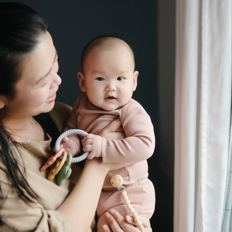 Mordedor silicone da Mushie "Western"